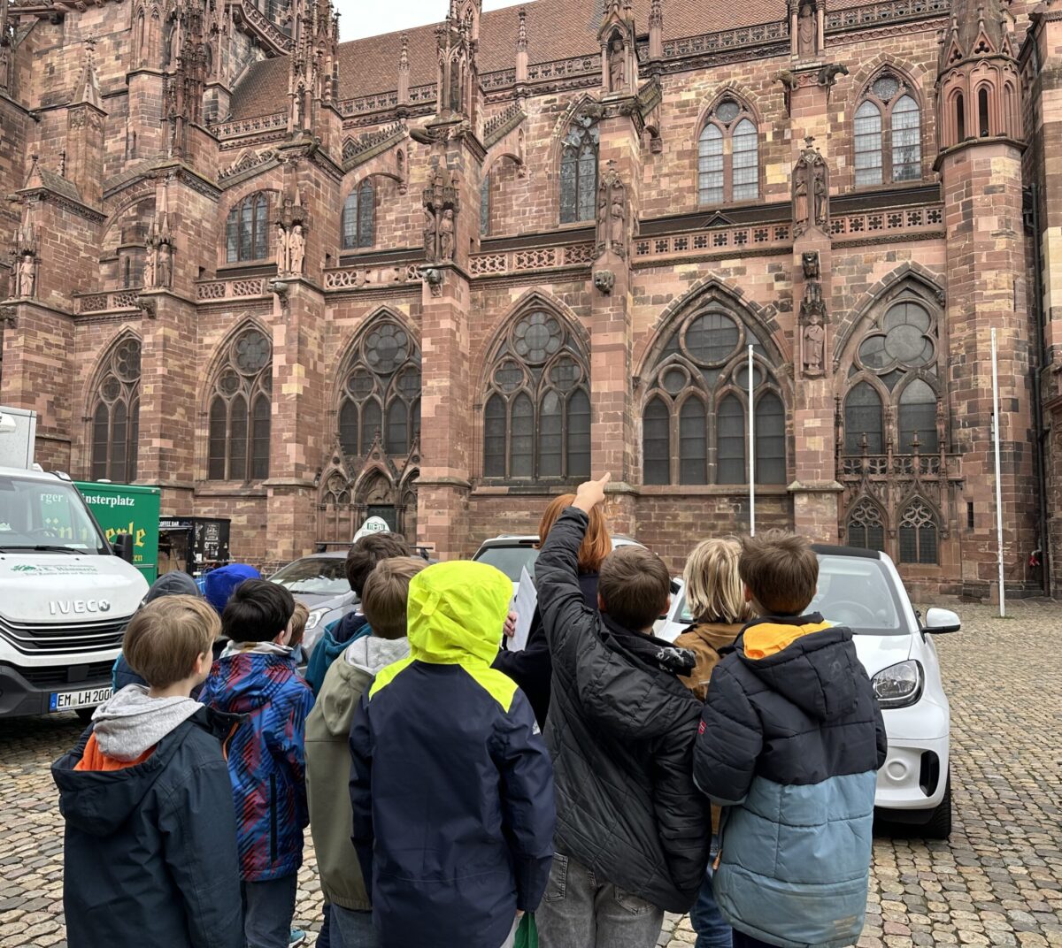 Der Höllenhund und seine rätselhaften Freunde – Die Wasserspeier des Freiburger Münsters